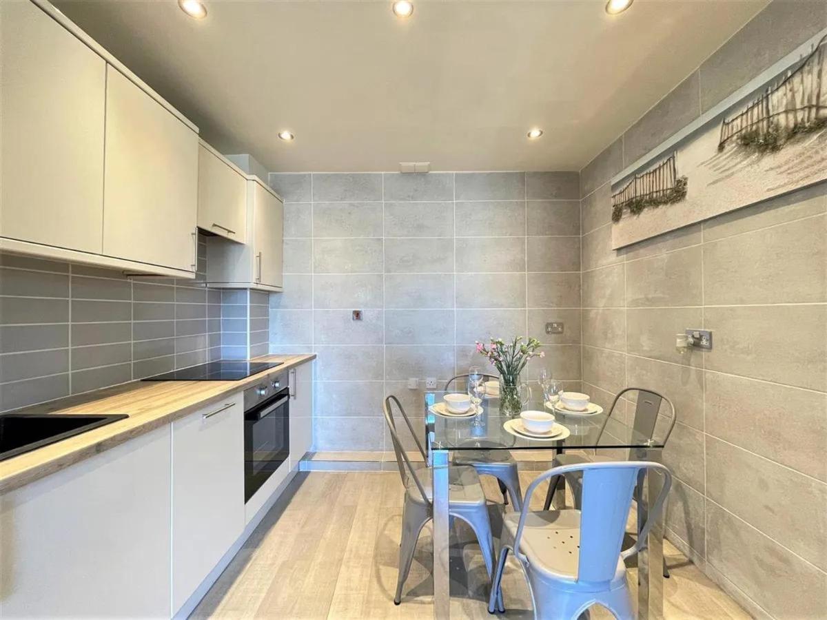 Holiday Home Swansea Ngoại thất bức ảnh